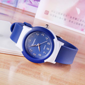 Водоустойчив детски часовник с силиконова каишка