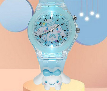 Helendav elektrooniline käekell tüdrukutele