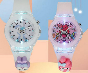 Helendav elektrooniline käekell tüdrukutele