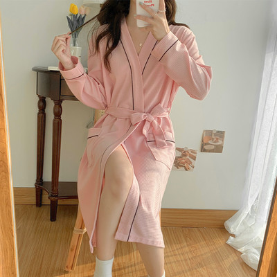 Дамски халат с колан в няколко цвята