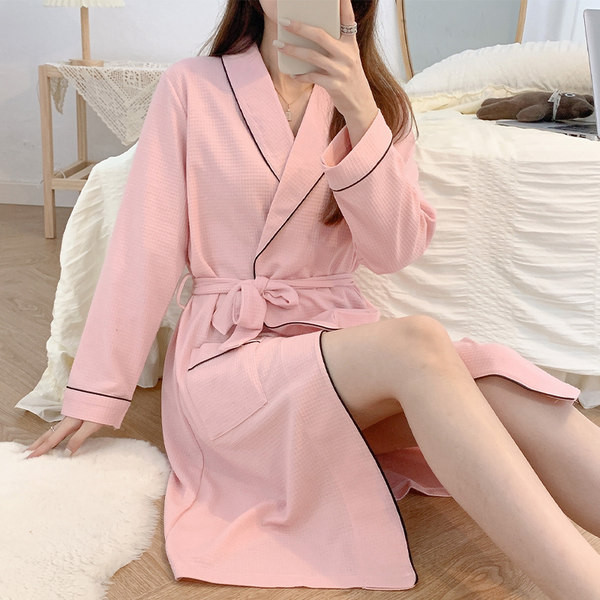 Дамски халат с колан в няколко цвята