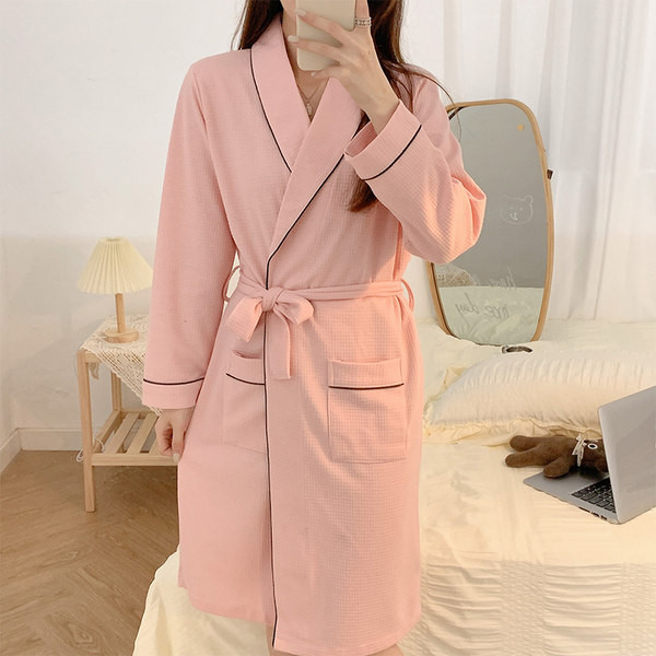 Дамски халат с колан в няколко цвята