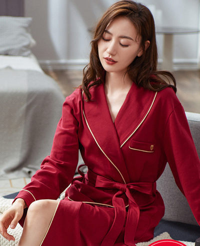 Дамски халат с колан и джоб ежедневен модел