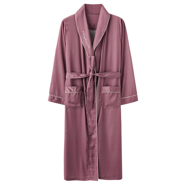 Сатенен дамски халат с колан в няколко цвята