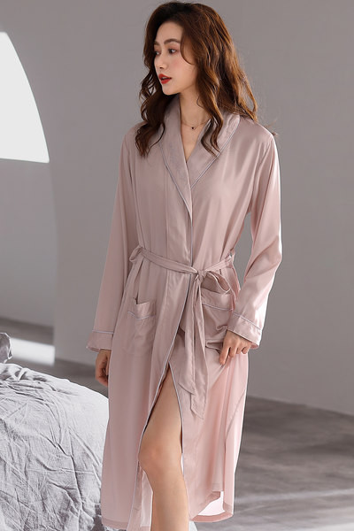 Ежедневен тънък халат с джоб и колан