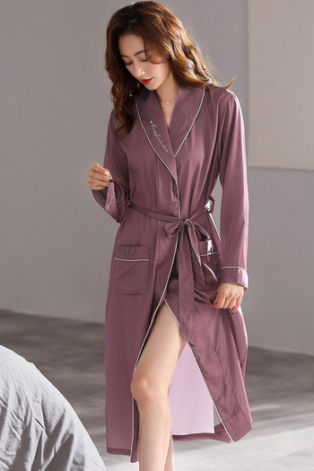 Сатенен дамски халат с колан в няколко цвята