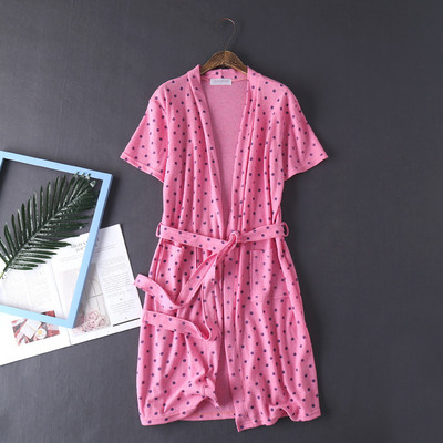 Ежедневен дамски халат с цветна щампа