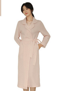 Нов модел дамски халат с джобове и колан