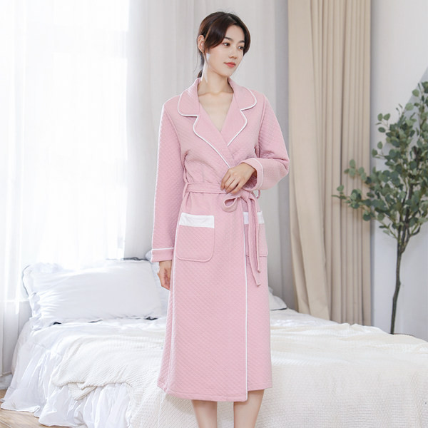 Нов модел дамски халат с джобове и колан