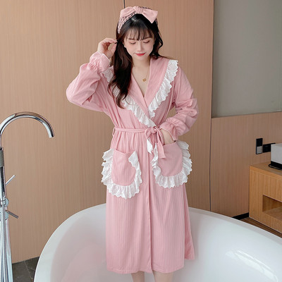 Дамски домашен халат с къдри и колан -бял и розов цвят