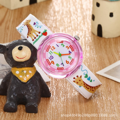 Aplikatsiooniga mehaaniline lastekell poistele ja tüdrukutele