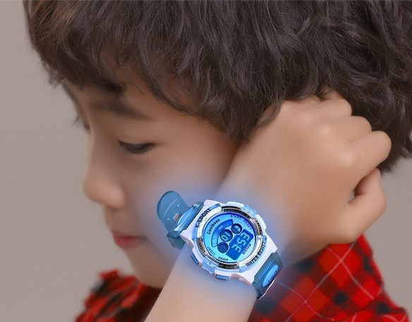 Laste helendav - veekindel käekell