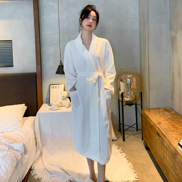 Ежедневен дамски халат в четири цвята 