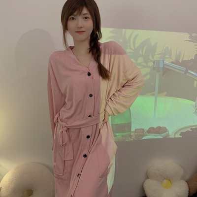 Ежедневен дамски халат с копчета