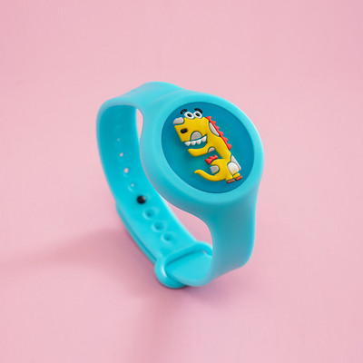 Детски анимационен часовник в различни цветове