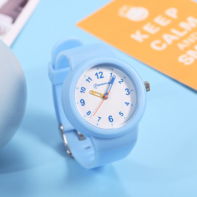 Veekindel helendav kummirihmaga käekell