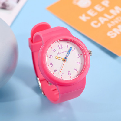 Veekindel helendav kummirihmaga käekell