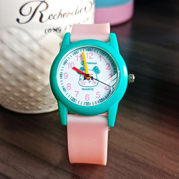 Детски часовник със силиконова каишка за момичета и момчета
