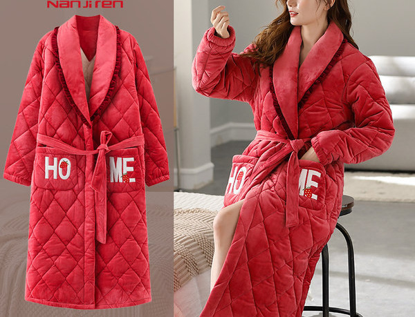 Домашен дамски капитониран халат с джобове