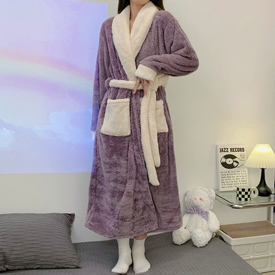 Дамски плюшен халат в два цвята