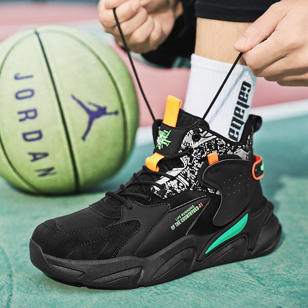 Aukšti vilnoniai krepšinio bateliai