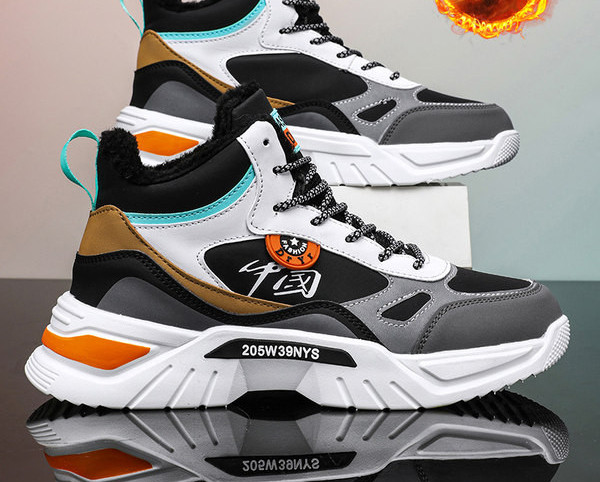 Поларени спортни обувки за баскетбол