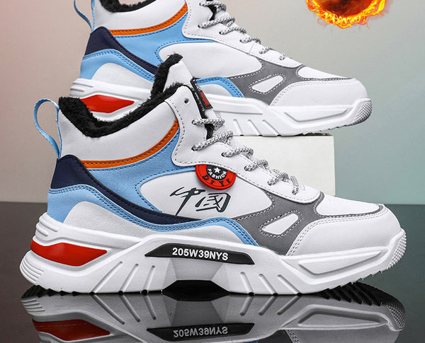 Поларени спортни обувки за баскетбол