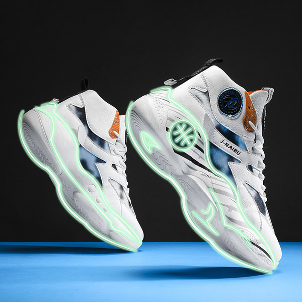 Ανδρικά παπούτσια μπάσκετ με αντανακλαστικές λωρίδες