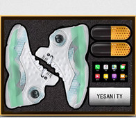 Uus mudel paeltega meeste spordijalatsid - kolme värvi