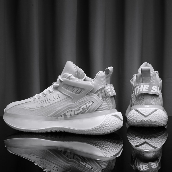 Muške košarkaške tenisice sa vezicama i natpisom od eko kože