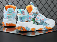 Мъжки баскетболни маратонки с връзки и надпис