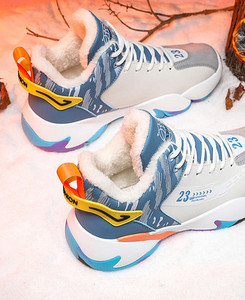 Ανδρικά παπούτσια μπάσκετ με κορδόνια και ζεστή φόδρα