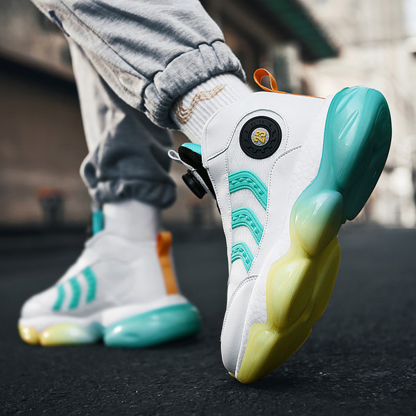 Спортни мъжки маратонки с груба подметка 