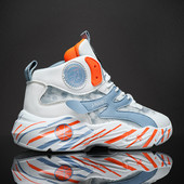 Värviliste taldadega meeste kõrgete tossude uus mudel