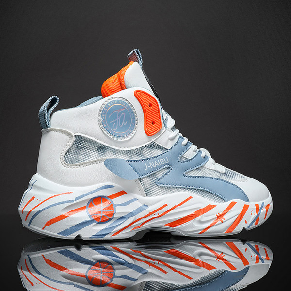 Värviliste taldadega meeste kõrgete tossude uus mudel