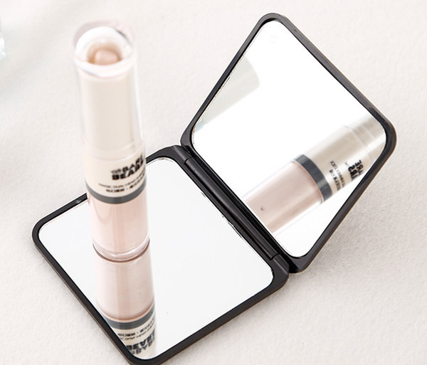 Kétoldalas hordozható összecsukható sminktükör