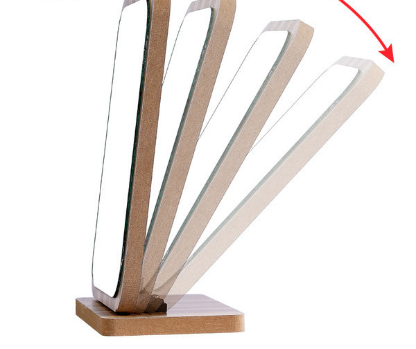 Преносимо козметично огледало с дървена стойка