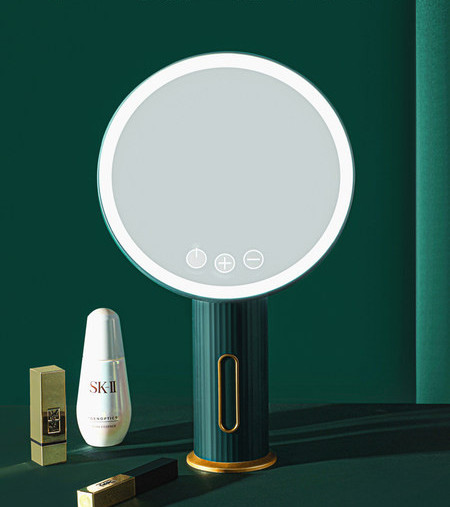 Apvalios formos kosmetinis veidrodis