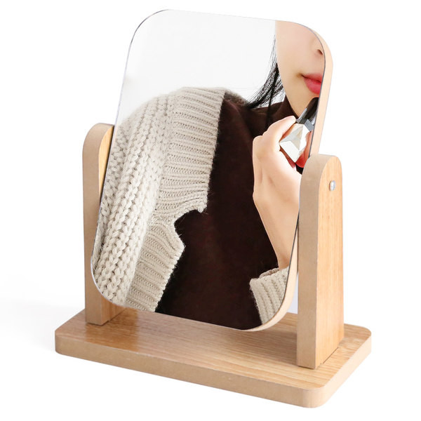 Kokkupandav kosmeetiline peegel