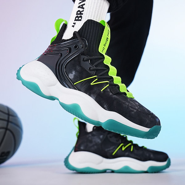 Sportlikud korvpallijalatsid