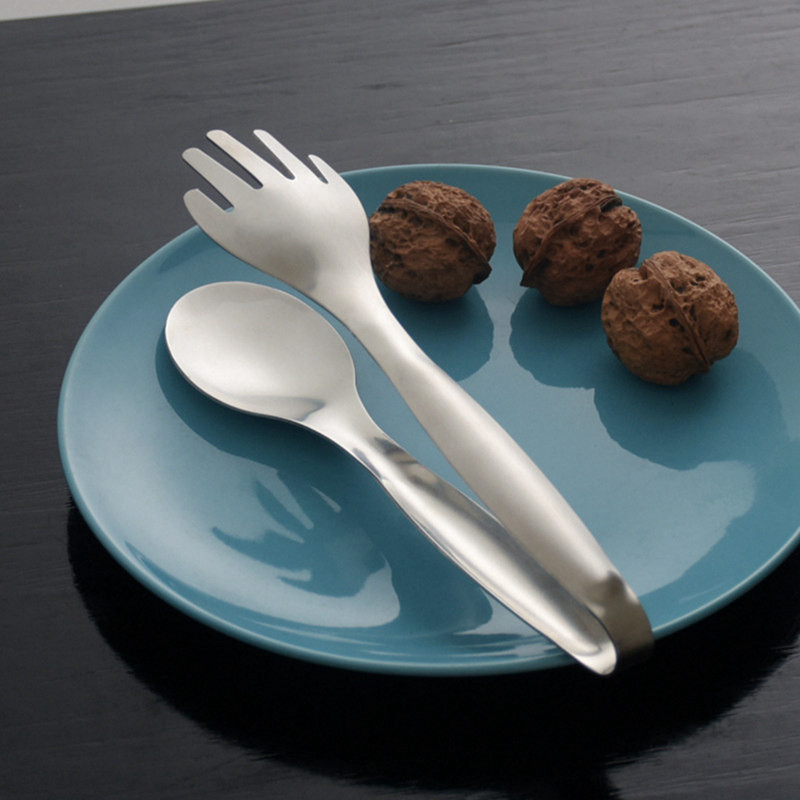 1 tk BBQ grilltang salatit koogimagustoit Serveerimistangid roostevabast terasest grillklambrid. Köögis küpsetamise tööriist