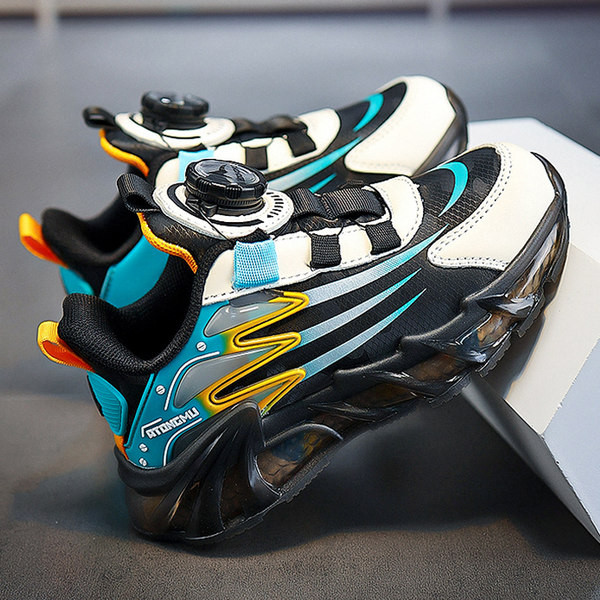 Spordimudeli korvpallijalatsid