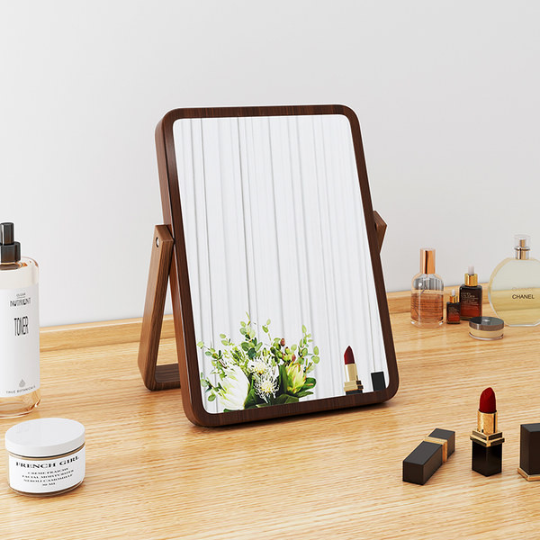 Puidust alusega kosmeetikapeegel