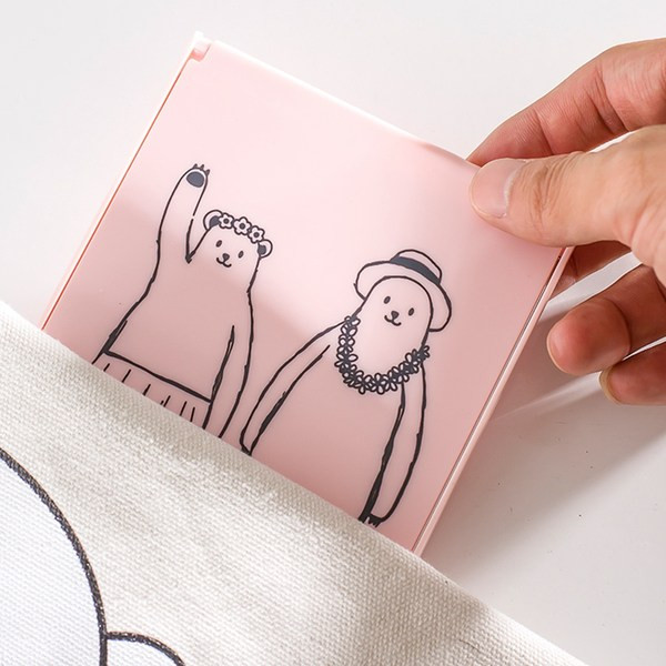 Kaasaskantav kosmeetiline peegel koos rakendusega