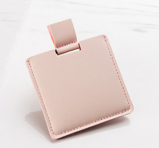 Kaasaskantav kosmeetiline peegel