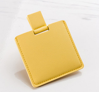 Kaasaskantav kosmeetiline peegel