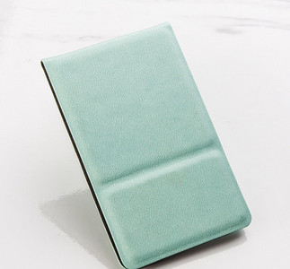 Kaasaskantav kosmeetiline peegel