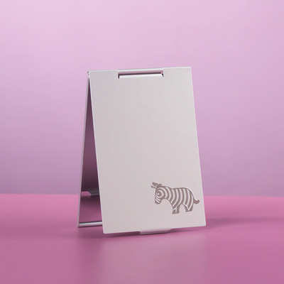 Φορητός καλλυντικός καθρέφτης