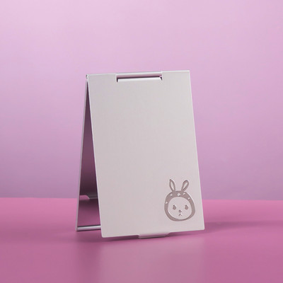 Φορητός καλλυντικός καθρέφτης