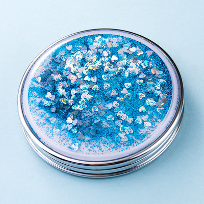 Kaasaskantav läikiva efektiga peegel